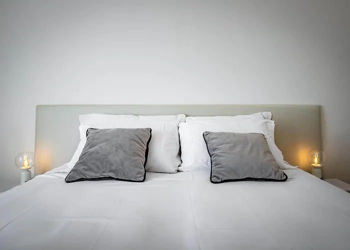 Yd Aleardi Luminous And Comfy